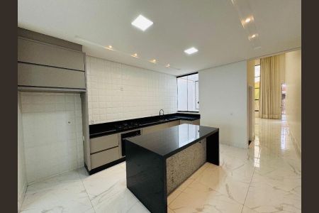 Casa de condomínio à venda com 260m², 3 quartos e 4 vagas Casa de condomínio à venda com 260m², 3 quartos e 4 vagasFoto 07
