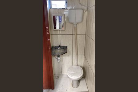 Banheiro de apartamento para alugar com 2 quartos, 62m² em Anchieta, Nilópolis