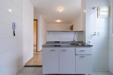 Apartamento para alugar com 38m², 2 quartos e 1 vaga Apartamento para alugar com 38m², 2 quartos e 1 vagaCozinha - Armários