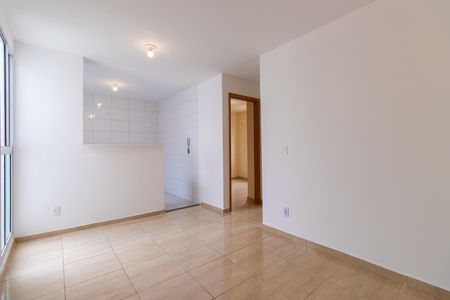 Sala de apartamento para alugar com 2 quartos, 38m² em Lajeado, Cotia