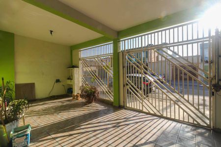 Garagem de casa à venda com 3 quartos, 195m² em Vila Antonieta, São Paulo