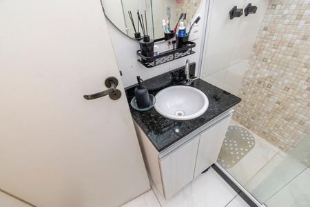 Apartamento à venda com 63m², 2 quartos e 1 vaga Apartamento à venda com 63m², 2 quartos e 1 vagaBanheiro