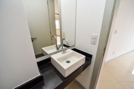 Apartamento à venda com 65m², 2 quartos e 2 vagas Apartamento à venda com 65m², 2 quartos e 2 vagasLavabo