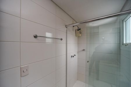 Apartamento à venda com 65m², 2 quartos e 2 vagas Apartamento à venda com 65m², 2 quartos e 2 vagasBanheiro da Suíte 2