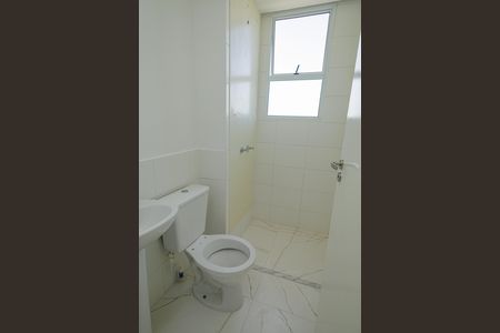 Apartamento à venda com 41m², 2 quartos e 1 vaga Apartamento à venda com 41m², 2 quartos e 1 vagaBanheiro