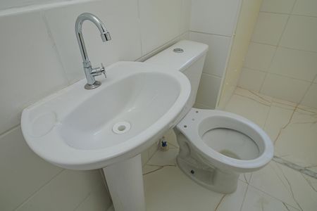Apartamento à venda com 41m², 2 quartos e 1 vaga Apartamento à venda com 41m², 2 quartos e 1 vagaBanheiro