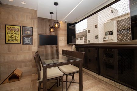 Apartamento para alugar com 145m², 3 quartos e 2 vagas Apartamento para alugar com 145m², 3 quartos e 2 vagasSacada