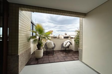 Apartamento para alugar com 145m², 3 quartos e 2 vagas Apartamento para alugar com 145m², 3 quartos e 2 vagasÁrea comum