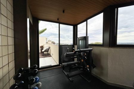 Apartamento para alugar com 145m², 3 quartos e 2 vagas Apartamento para alugar com 145m², 3 quartos e 2 vagasÁrea comum - Academia