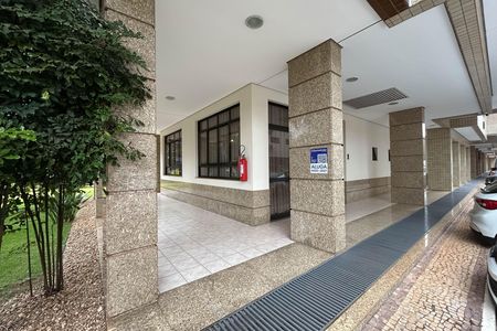 Apartamento para alugar com 145m², 3 quartos e 2 vagas Apartamento para alugar com 145m², 3 quartos e 2 vagasPlaca