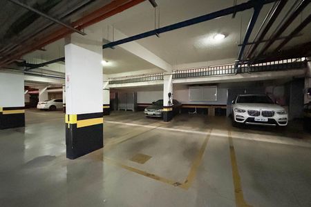 Apartamento para alugar com 145m², 3 quartos e 2 vagas Apartamento para alugar com 145m², 3 quartos e 2 vagasGaragem