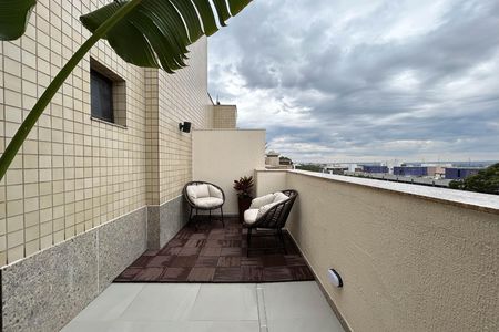 Apartamento para alugar com 145m², 3 quartos e 2 vagas Apartamento para alugar com 145m², 3 quartos e 2 vagasÁrea comum
