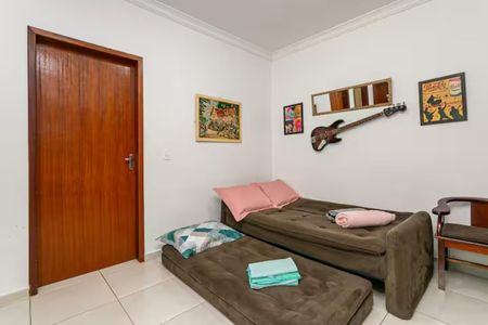 Sala de apartamento para alugar com 2 quartos, 62m² em RESIDENCIAL PORTUGALIA ||, Florianópolis