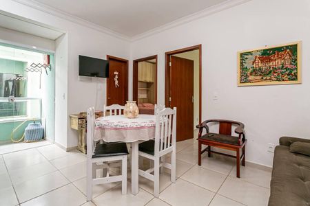 Sala de apartamento para alugar com 2 quartos, 62m² em RESIDENCIAL PORTUGALIA ||, Florianópolis