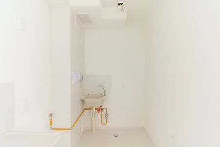Apartamento para alugar com 32m², 2 quartos e sem vaga Apartamento para alugar com 32m², 2 quartos e sem vagaÁrea de Serviço