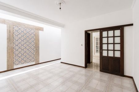 Casa para alugar com 520m², 4 quartos e 5 vagas