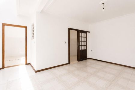 Casa para alugar com 520m², 4 quartos e 5 vagas