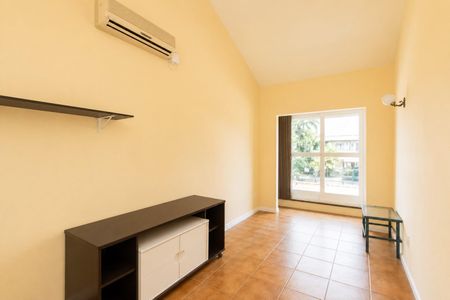 Casa para alugar com 520m², 4 quartos e 5 vagas Casa para alugar com 520m², 4 quartos e 5 vagasQuarto 1