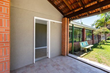 Casa para alugar com 520m², 4 quartos e 5 vagas