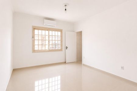 Casa para alugar com 520m², 4 quartos e 5 vagas Casa para alugar com 520m², 4 quartos e 5 vagasQuarto 3