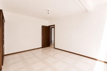 Casa para alugar com 520m², 4 quartos e 5 vagas