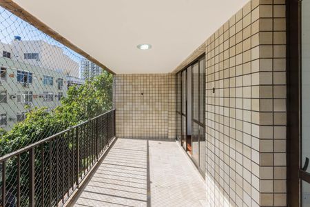 Apartamento para alugar com 92m², 2 quartos e 1 vagaVaranda