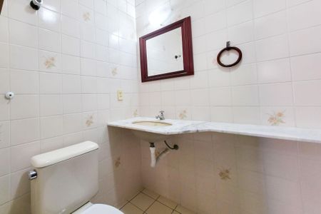 Apartamento à venda com 74m², 2 quartos e 1 vaga Apartamento à venda com 74m², 2 quartos e 1 vagaBanheiro