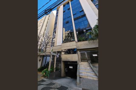 Apartamento à venda com 74m², 2 quartos e 1 vaga Apartamento à venda com 74m², 2 quartos e 1 vagaFachada