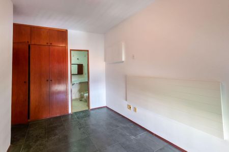 Suite de apartamento à venda com 2 quartos, 74m² em Cambuí, Campinas
