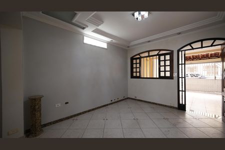 Casa para alugar com 4 quartos, 380m² em Vila Eldizia, Santo André