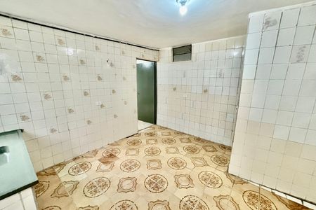 Cozinha  de apartamento para alugar com 1 quarto, 40m² em Vila Ponte Rasa, São Paulo
