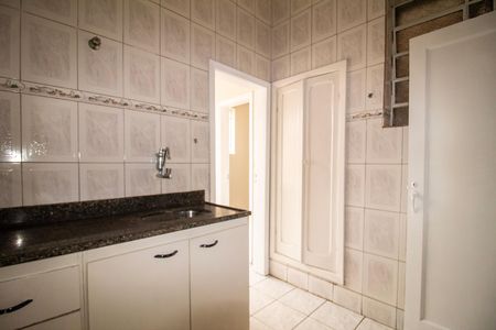 Apartamento para alugar com 100m², 3 quartos e sem vaga Apartamento para alugar com 100m², 3 quartos e sem vagaCozinha