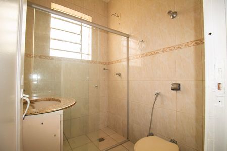 Apartamento para alugar com 100m², 3 quartos e sem vaga Apartamento para alugar com 100m², 3 quartos e sem vagaBanheiro Social