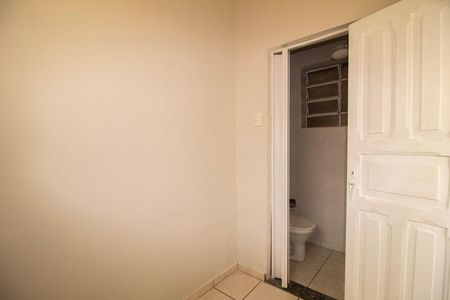 Apartamento para alugar com 100m², 3 quartos e sem vaga Apartamento para alugar com 100m², 3 quartos e sem vagaDCE- Quarto de Serviço