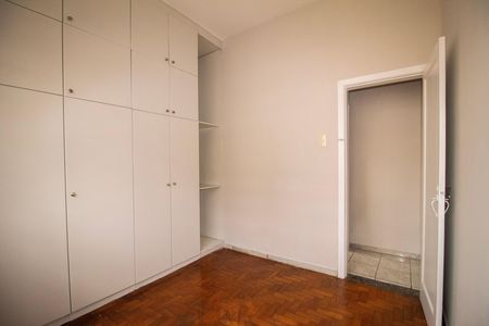 Apartamento para alugar com 100m², 3 quartos e sem vaga Apartamento para alugar com 100m², 3 quartos e sem vagaQuarto 01