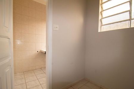 Apartamento para alugar com 100m², 3 quartos e sem vaga Apartamento para alugar com 100m², 3 quartos e sem vagaDCE- Quarto de Serviço