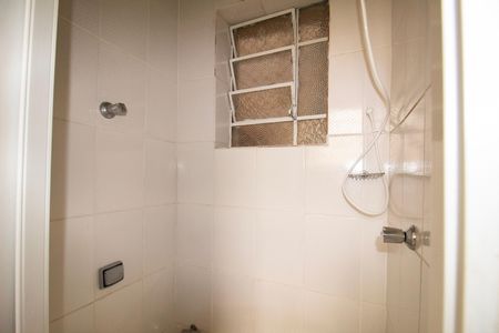 Apartamento para alugar com 100m², 3 quartos e sem vaga Apartamento para alugar com 100m², 3 quartos e sem vagaDCE- Banheiro de Serviço
