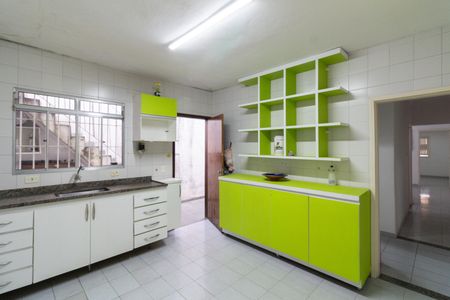 Casa à venda com 140m², 3 quartos e 2 vagasCozinha