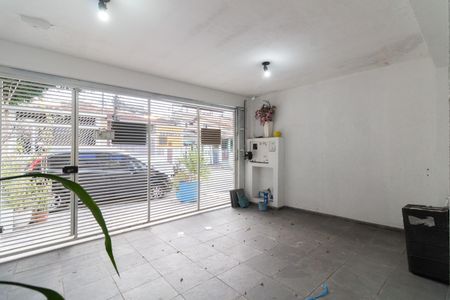 Casa à venda com 140m², 3 quartos e 2 vagasGaragem