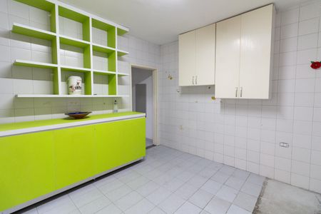 Casa à venda com 140m², 3 quartos e 2 vagasCozinha