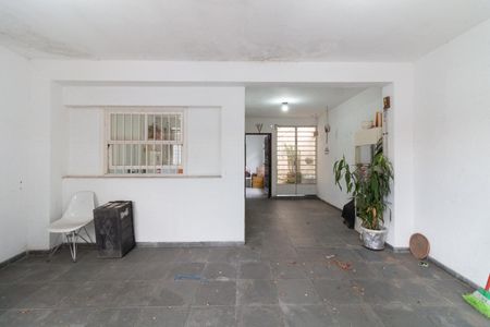 Casa à venda com 140m², 3 quartos e 2 vagasGaragem