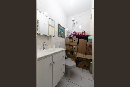 Casa à venda com 140m², 3 quartos e 2 vagasBanheiro da suíte
