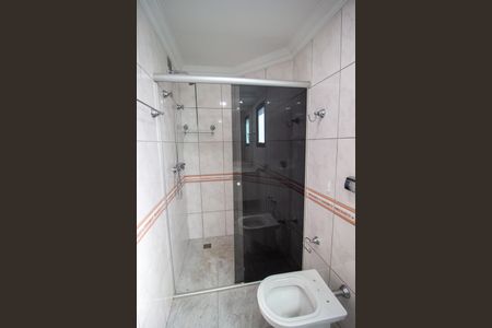 Apartamento para alugar com 226m², 4 quartos e 3 vagas Apartamento para alugar com 226m², 4 quartos e 3 vagasBanheiro da Suíte 2