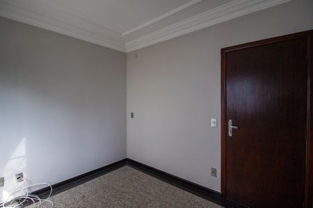 Apartamento para alugar com 226m², 4 quartos e 3 vagas Apartamento para alugar com 226m², 4 quartos e 3 vagasEscritorio