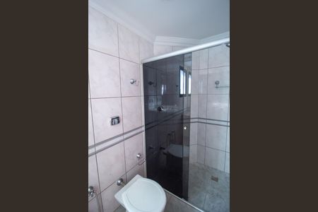 Apartamento para alugar com 226m², 4 quartos e 3 vagas Apartamento para alugar com 226m², 4 quartos e 3 vagasBanheiro da Suíte 1