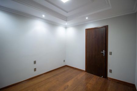 Apartamento para alugar com 226m², 4 quartos e 3 vagas Apartamento para alugar com 226m², 4 quartos e 3 vagasSuite 4