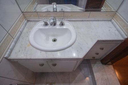 Apartamento para alugar com 226m², 4 quartos e 3 vagas Apartamento para alugar com 226m², 4 quartos e 3 vagasBanheiro da Suíte 4
