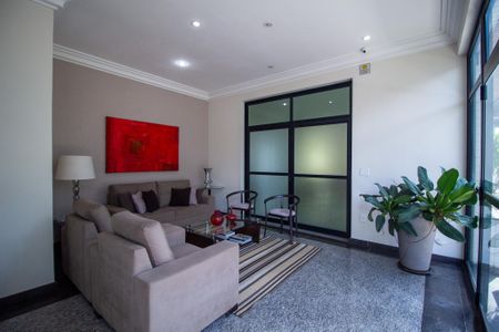 Apartamento para alugar com 226m², 4 quartos e 3 vagas Apartamento para alugar com 226m², 4 quartos e 3 vagasHall Social