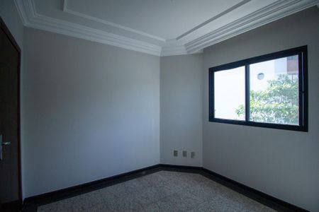 Apartamento para alugar com 226m², 4 quartos e 3 vagas Apartamento para alugar com 226m², 4 quartos e 3 vagasEscritorio