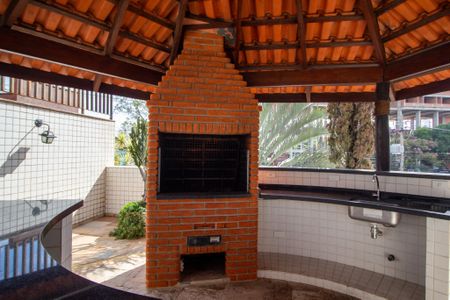 Apartamento para alugar com 226m², 4 quartos e 3 vagas Apartamento para alugar com 226m², 4 quartos e 3 vagasÁrea comum